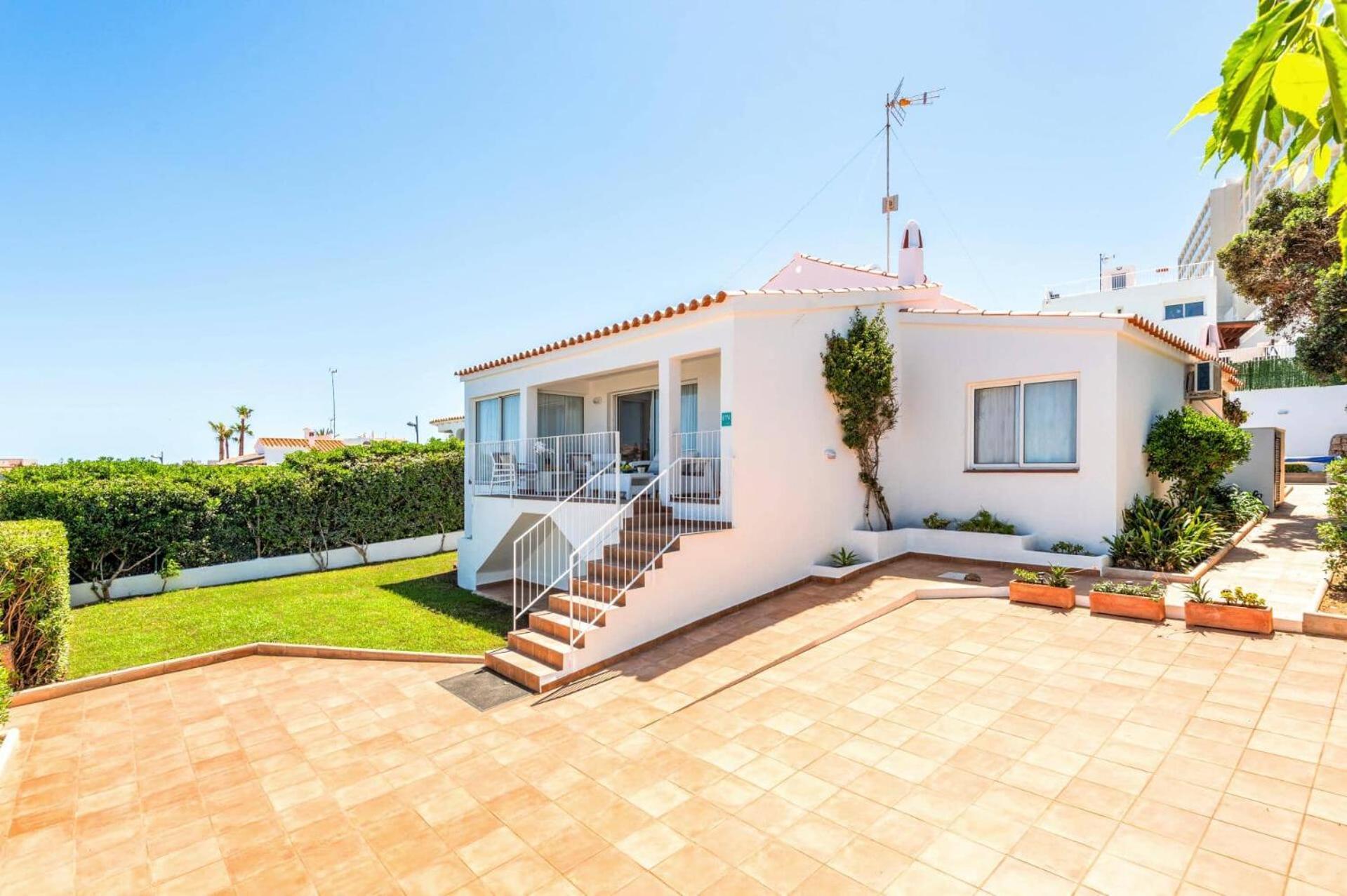 Villa Romani By Villa Plus Arenal d'en Castell Exteriör bild