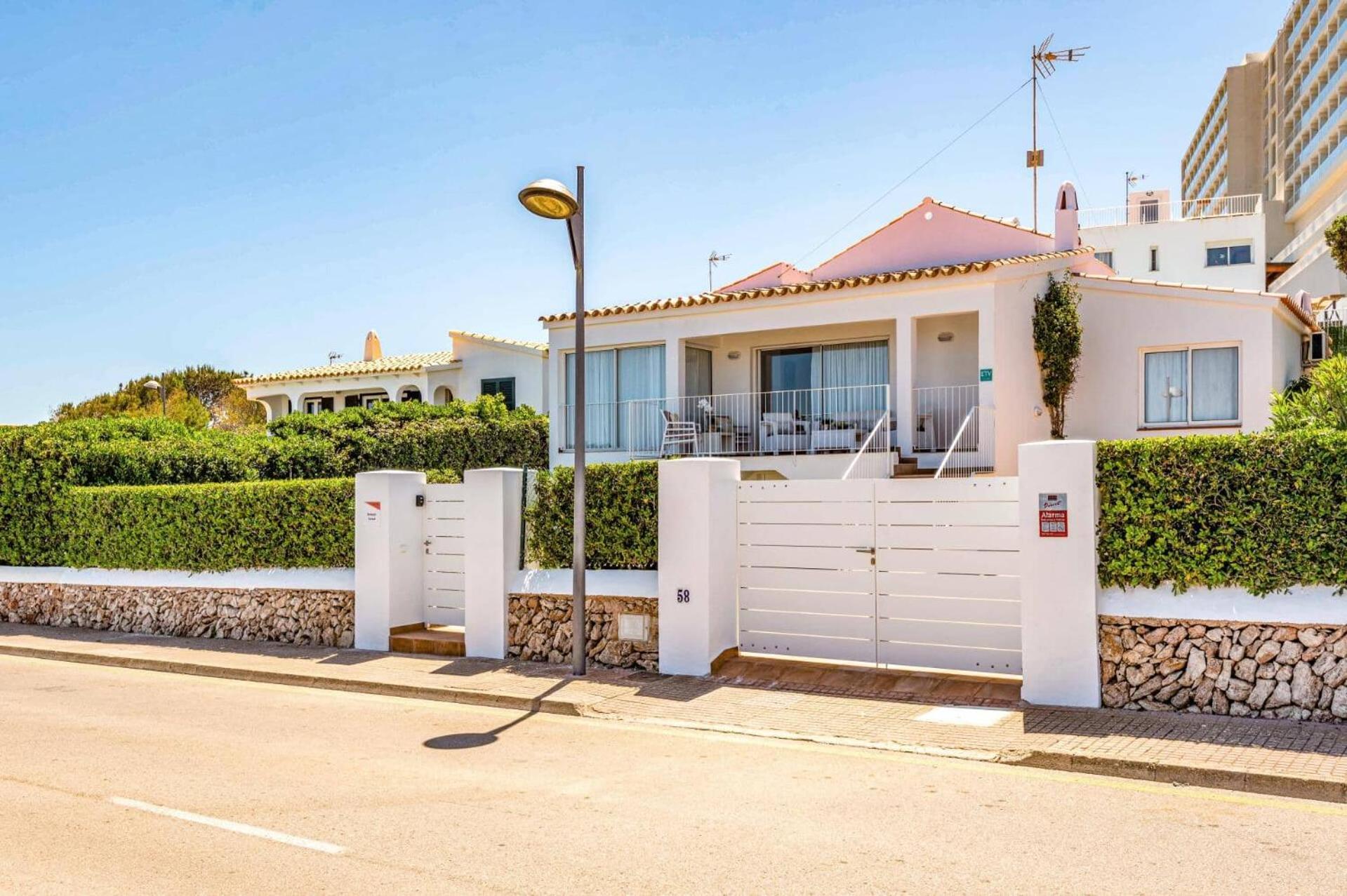 Villa Romani By Villa Plus Arenal d'en Castell Exteriör bild